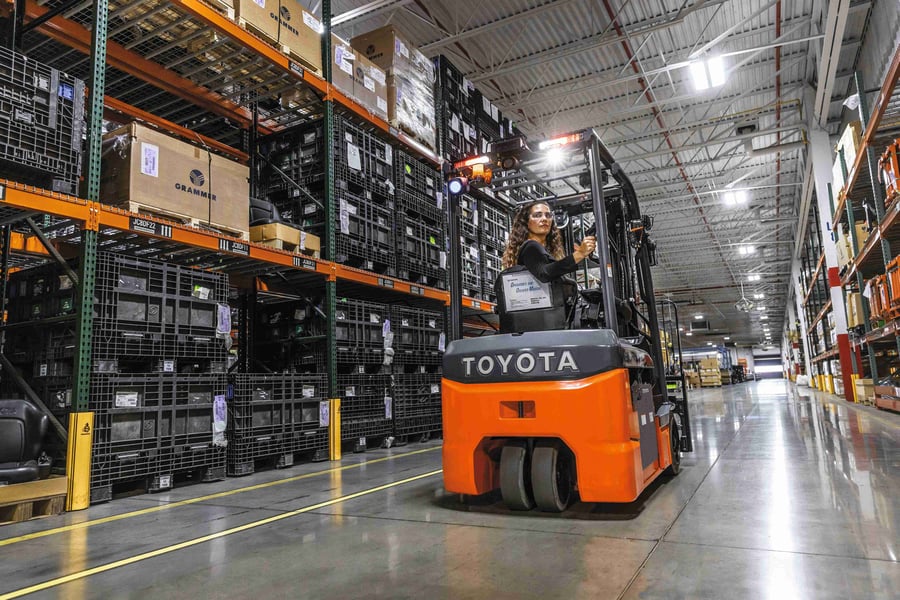 Toyota_SEnS_Forklift